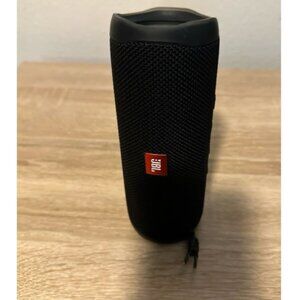 JBL Flip 5 Bluetooth Speaker - Black - barely used